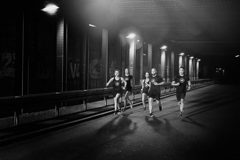fiber indgang Træde tilbage BMW BERLIN-MARATHON: adidas Runners City Night bringt am 29. Juli  Kiez-Läufer, Olympioniken und TV-Stars zusammen